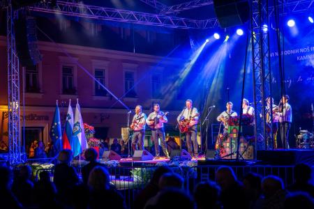 Največji etnološki festival v Sloveniji Dnevi narodnih noš in oblačilne dediščine v Kamniku že enainpetdesetič  (21)